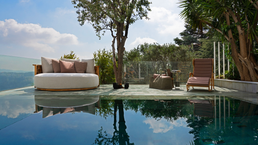 Outdoor Living: Private Villa in Lebanon