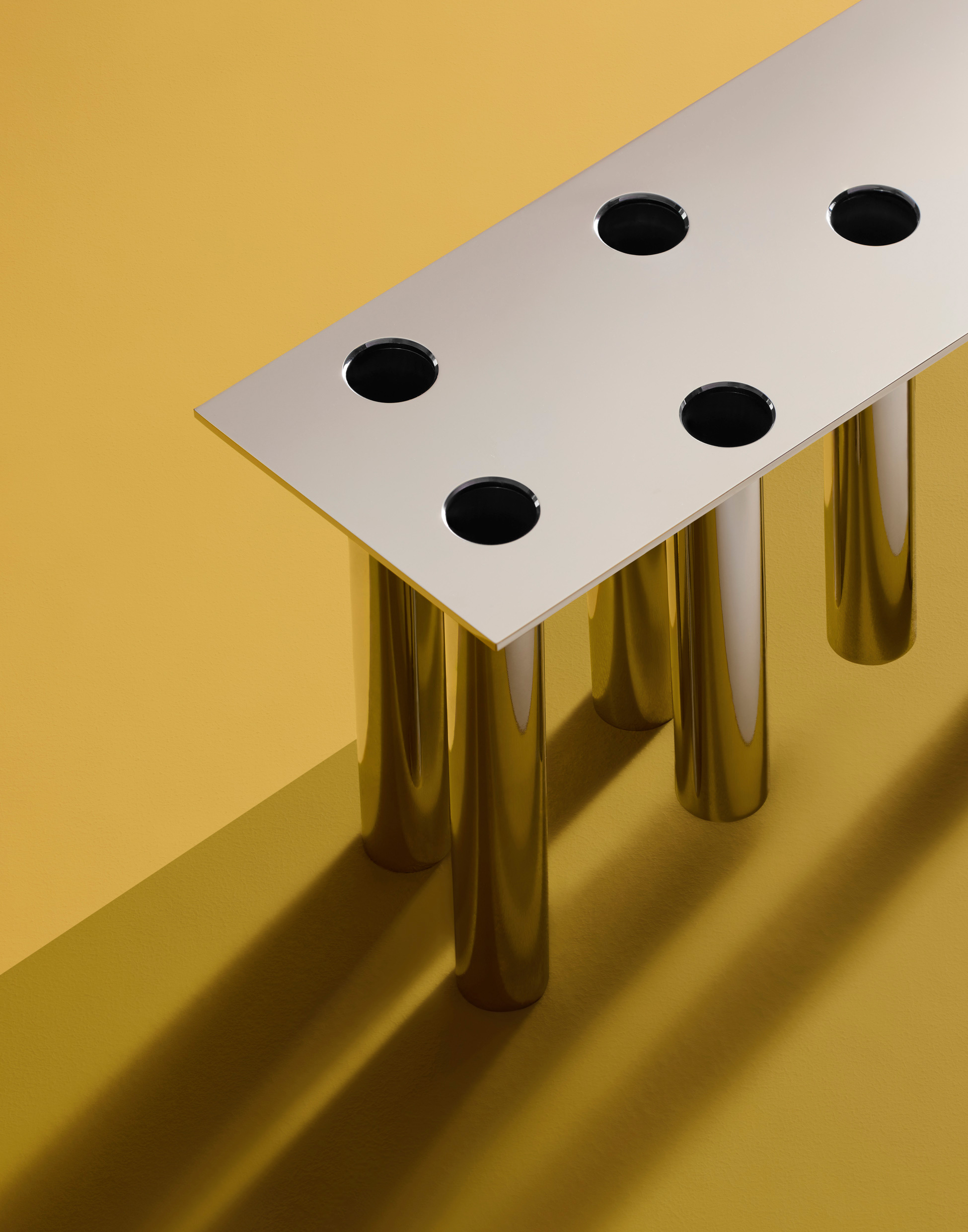 Vaso Pompei, design Gio Ponti, courtesy of Gio Ponti Archives, creative direction Elisa Ossino Studio, ph. Aaron Tilley