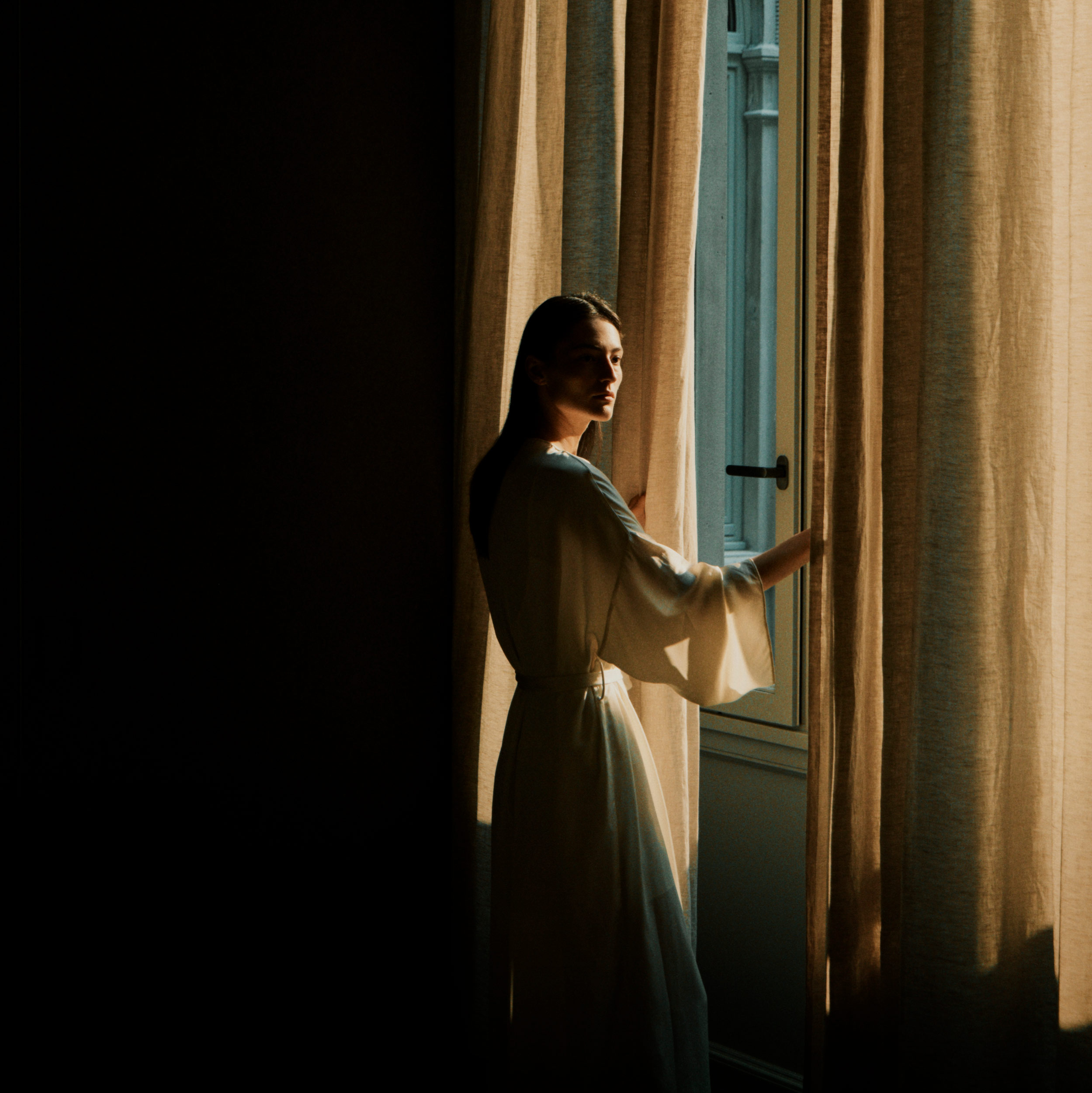 Images taken from Molteni&C's Geometry of Life campaign, directed by Luca Werner. Images: Maxime Tétard