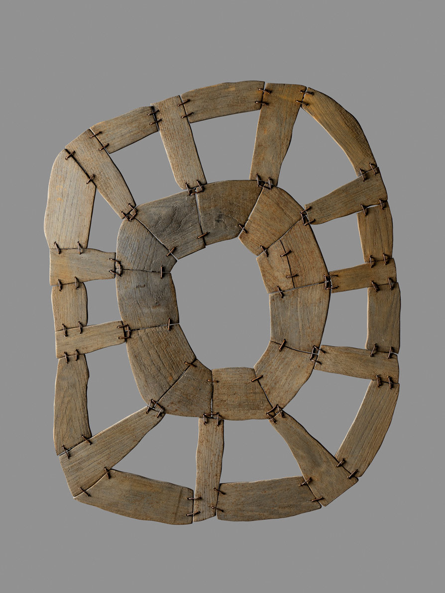 Legno cucito 456, a hand-sewn wooden sculpture made from Sapele mahogany in 2020. Image: Luca Rotondo