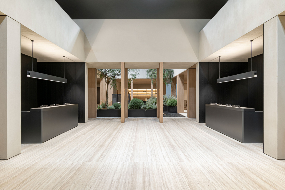 MOLTENI AT MILAN DESIGN WEEK